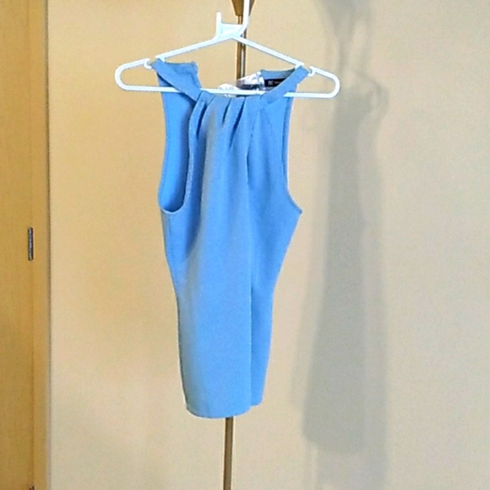 NWT INC International Concepts Blue Top (M)